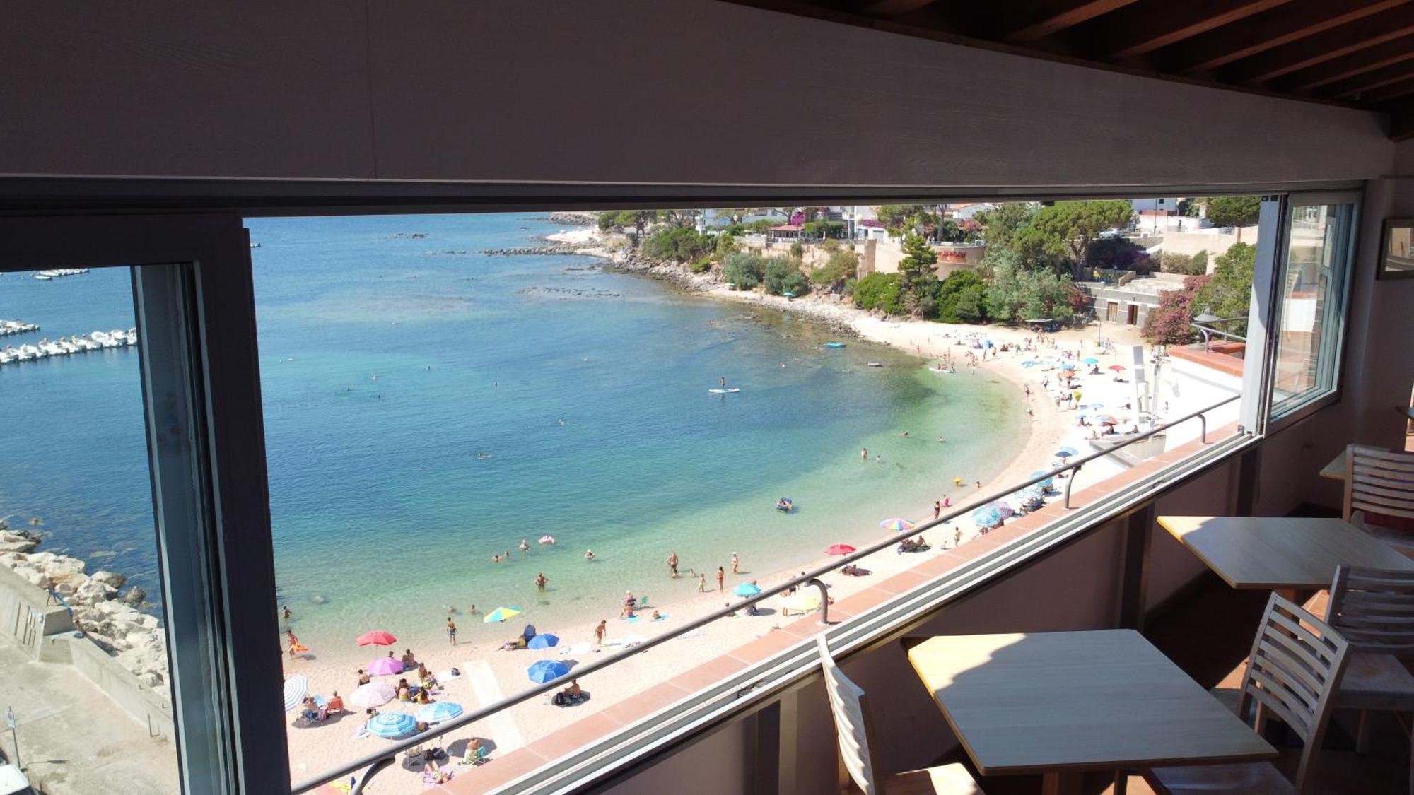 Bue Marino Hotel & Roof Lounge Кала Гононе Екстериор снимка
