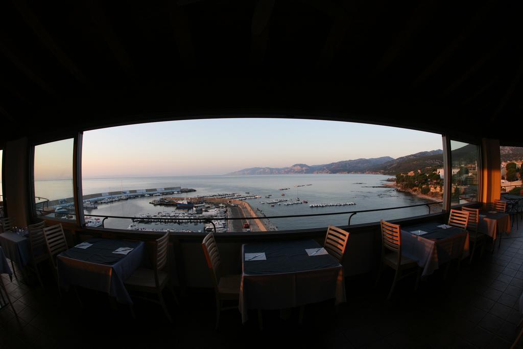 Bue Marino Hotel & Roof Lounge Кала Гононе Екстериор снимка